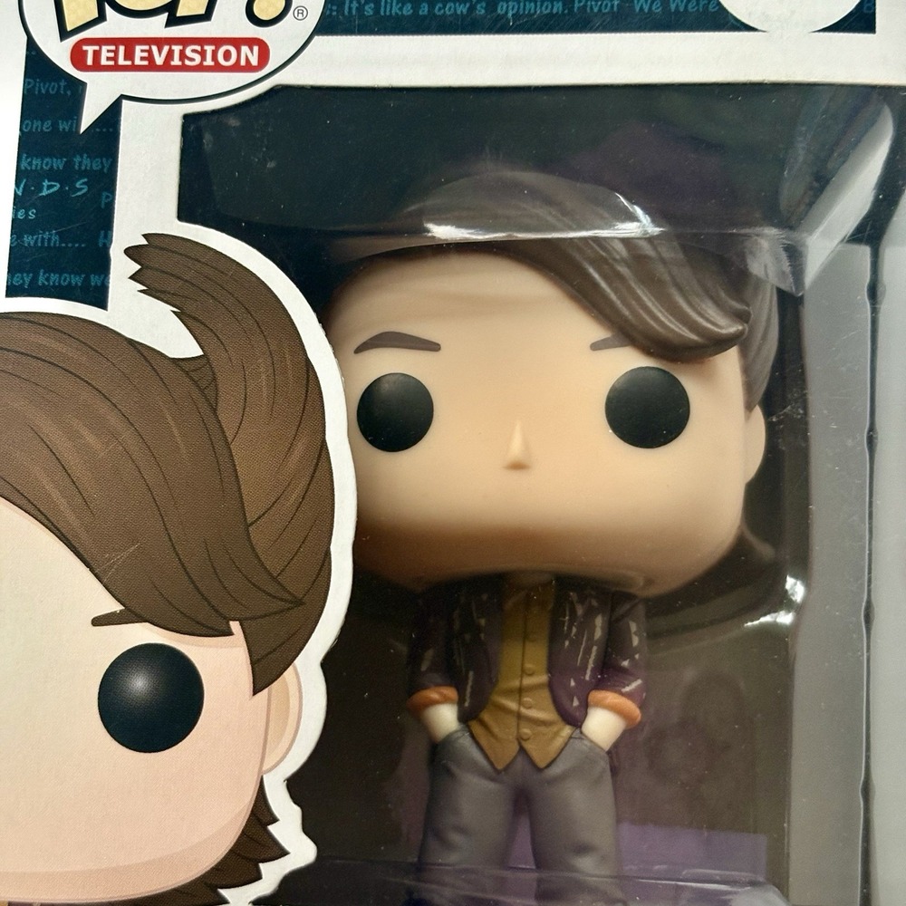 Funko POP! 80's Hair Chandler Bing 700 Friends Television - Minor Box Damage - Picture 8 of 8
